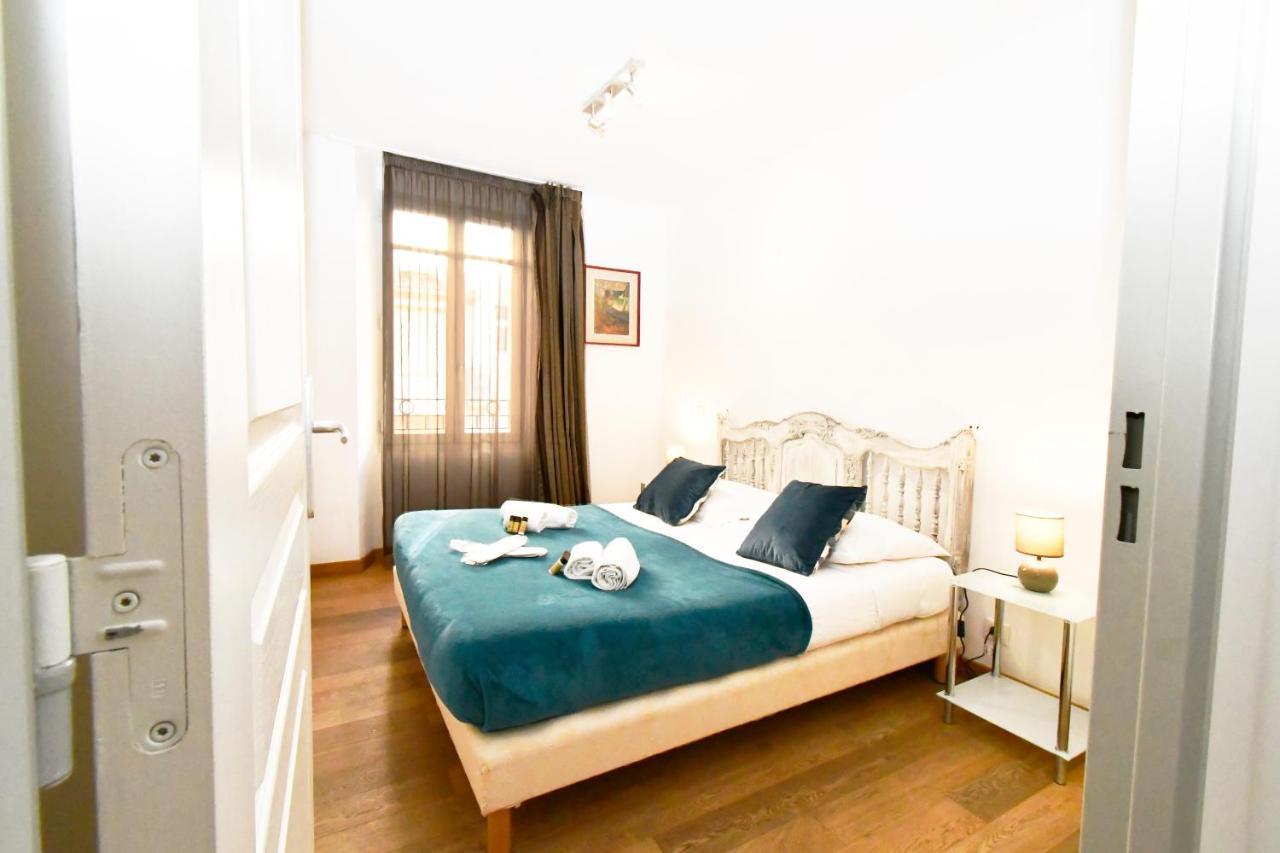 The Old Port Chez Antonella Apartamento Cannes Exterior foto