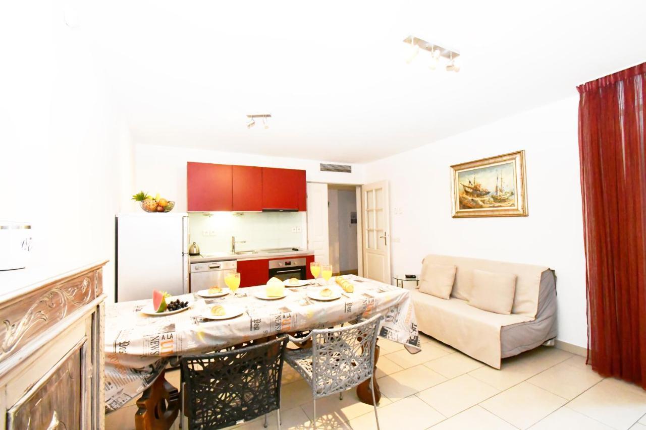 The Old Port Chez Antonella Apartamento Cannes Exterior foto